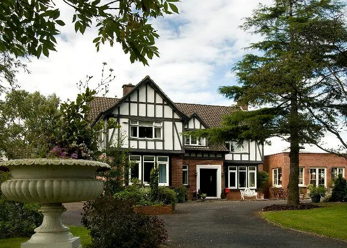 Hotel Highbury House 4*